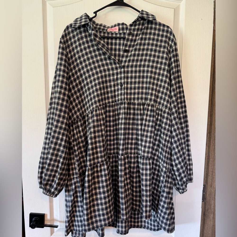Pink Lily Black and White Plaid Long Sleeve Dress